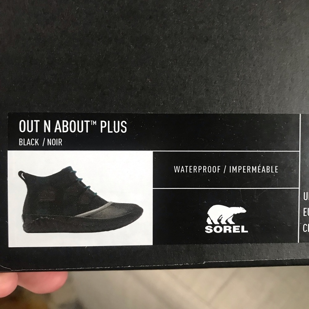 NWT Sorel Women’s Out N About Buffalo Plaid Booties - Picture 9 of 10
